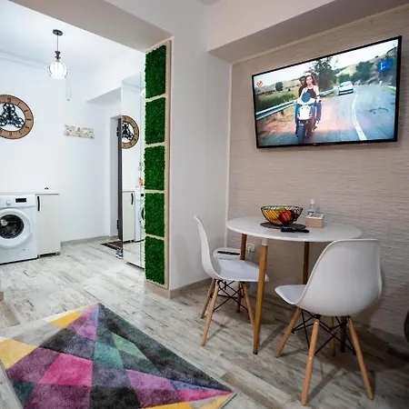 Bellesurmer Apartment Navodari